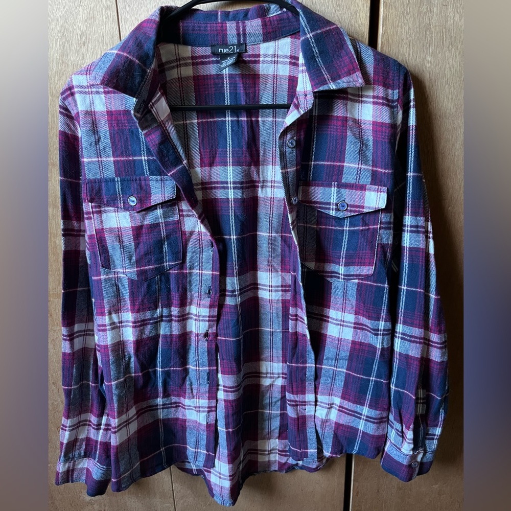 Rue21 size Small flannel